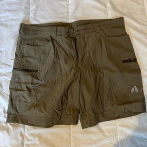 Lot - Eddie Bauer First Ascent- Guide Pro Shorts and Capris - 14